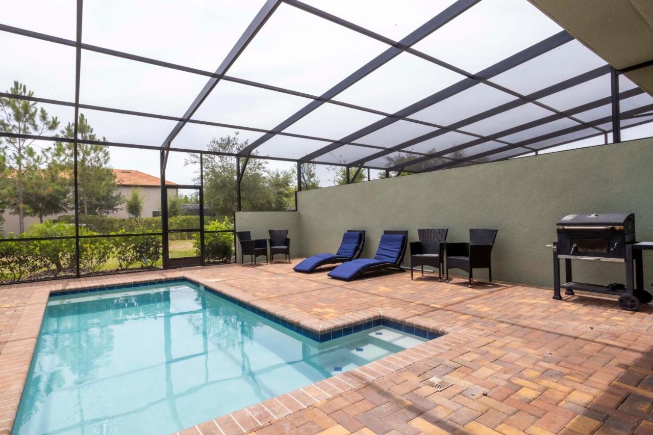 Home In Davenport W Private Pool And Bbq Екстериор снимка